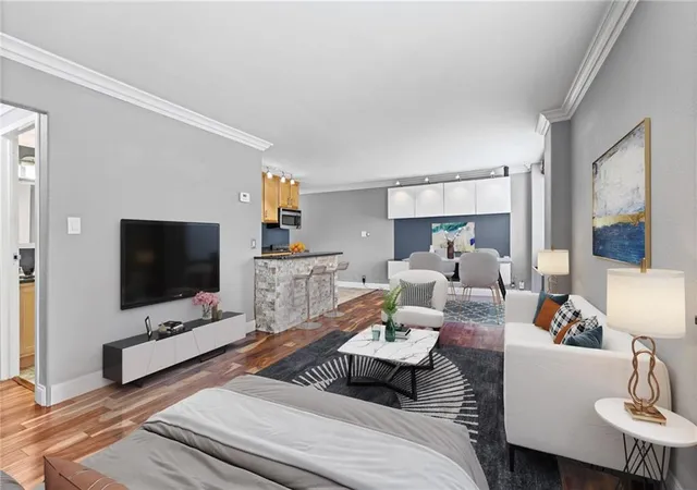 Photo 3 of Condo for sale at 700 E 8th Street #4E, Kansas City, MO 64106 | MLS# 2628370 | Listing updated on 2026-08-03