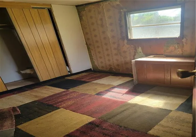 Photo 3 of Single family home for sale at 2528 N 3rd Street, Saint Joseph, MO 64505 | MLS# 2628372 | Listing updated on 2026-09-01