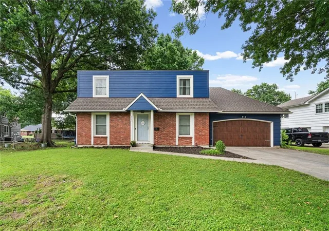Homes for sale in Belton, MO | 315 Hawthorne Dr, Belton, MO 64012 | MLS# 2628387