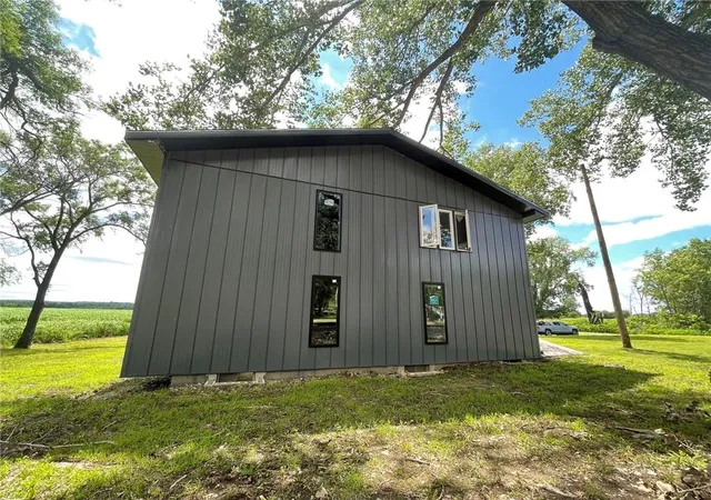 2nd image of 7050 Nw Railroad Ave, Waldron, MO 64092 | MLS# 2628402