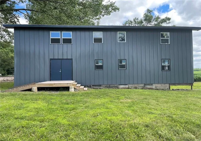 30th image of 7050 Nw Railroad Ave, Waldron, MO 64092 | MLS# 2628402