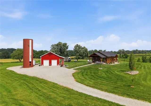 Homes for sale in Pleasant Hill, MO | 17322 E State Rt E Rural Rte, Pleasant Hill, MO 64080 | MLS# 2628411