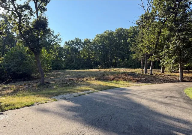 Photo 5 of Land for sale at Lot 9 Country Ridge Dr, Camdenton, MO 65020 | MLS# 2628412 | Listing updated on 2026-08-31