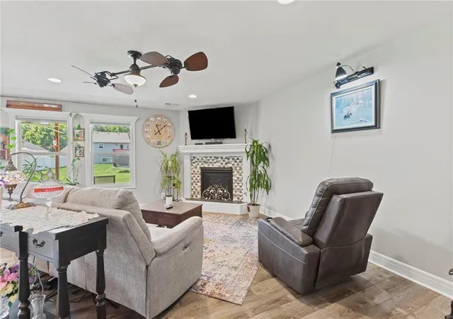 5th image of 205 Ceremonial Dr, Buckner, MO 64016 | MLS# 2628418