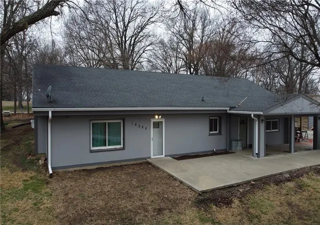 4th image of 14298 Leavenworth Rd, Basehor, KS 66007 | MLS# 2628422