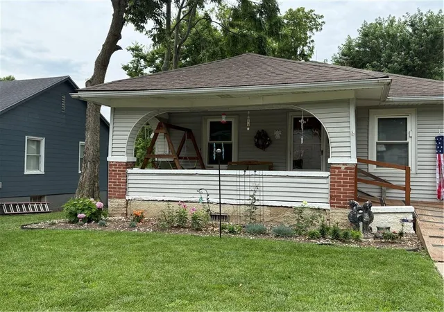 Photo 1 of Single family home for sale at 200 Tribble St, Richmond, MO 64085 | MLS# 2628452 | Listing updated on 2026-09-29