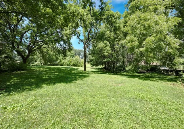 30th image of 3738 N 123rd St, Kansas City, KS 66109 | MLS# 2628461