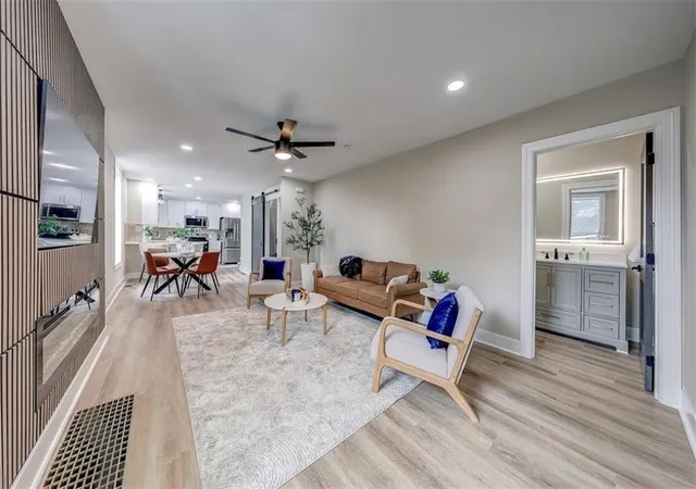 Photo 2 of Single family home for sale at 4812 Mercier St, Kansas City, MO 64112 | MLS# 2628464 | Listing updated on 2026-10-08