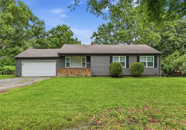 2nd image of 6505 Overton Ave, Raytown, MO 64133 | MLS# 2628467