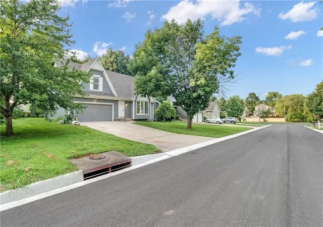 Photo 2 of Single family home for sale at 12435 S Parker Ter, Olathe, KS 66061 | MLS# 2628472 | Listing updated on 2026-09-19