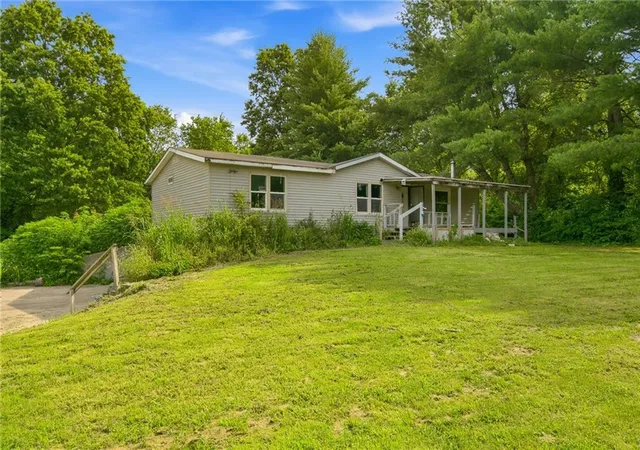 Homes for sale in Peculiar, MO | 15000 E 200Th St, Peculiar, MO 64078 | MLS# 2628494