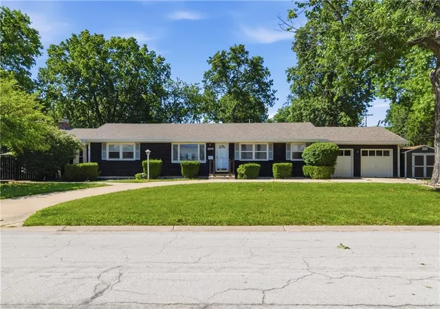Homes for sale in Prairie Village, KS | 3815 W 73rd Ter, Prairie Village, KS 66208 | MLS# 2628495