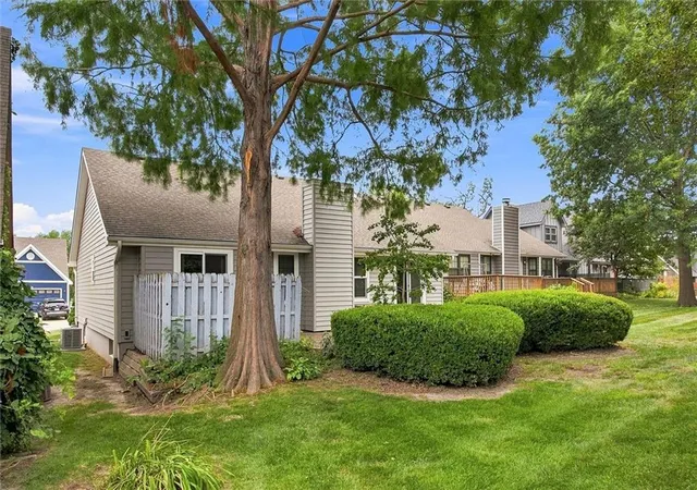 Photo 27 of Sale Pending at 8504 N Chatham Ave, Kansas City, MO 64154 | MLS# 2628523 | Listing updated on 2026-08-27