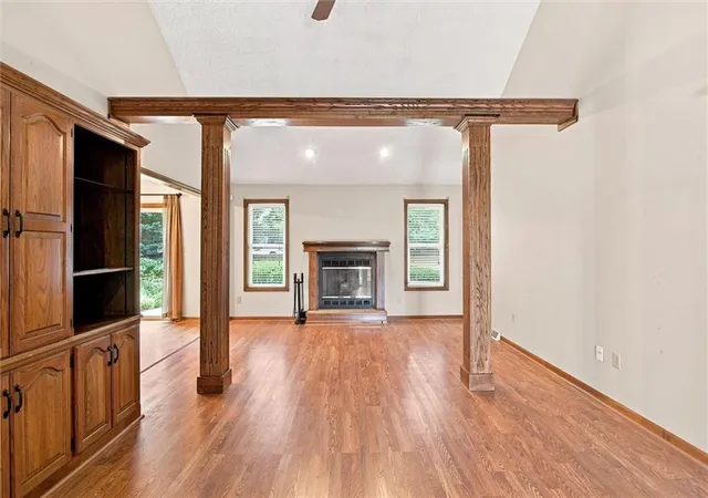 Photo 4 of Sale Pending at 8504 N Chatham Ave, Kansas City, MO 64154 | MLS# 2628523 | Listing updated on 2026-08-27