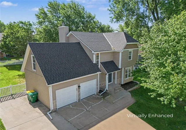 5th image of 843 S Elk Ln, Bonner Springs, KS 66012 | MLS# 2628525