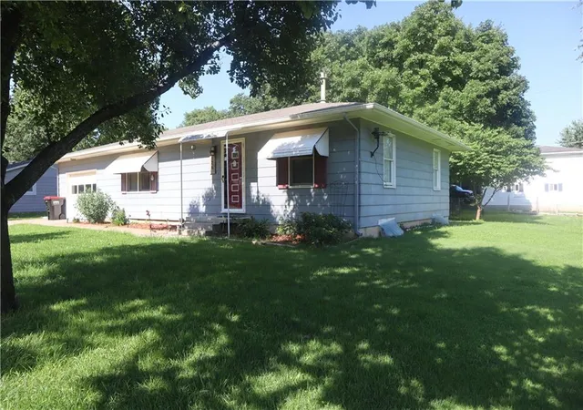 Homes for sale in Garnett, KS | 126 N Orange St, Garnett, KS 66032 | MLS# 2628527