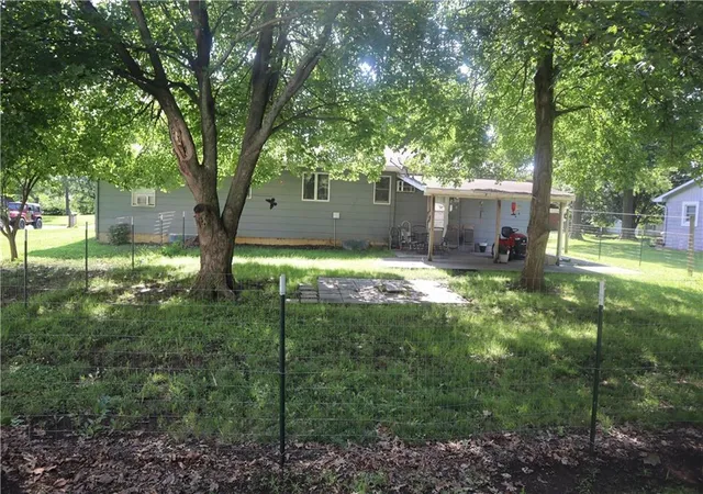 Homes for sale in Garnett, KS | 126 N Orange St, Garnett, KS 66032 | MLS# 2628527
