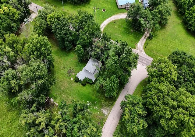 Homes for sale in Fort Scott, KS | 761 Garrison St, Fort Scott, KS 66701 | MLS# 2628532