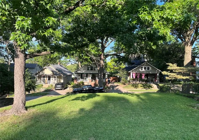 Photo 3 of Land for sale at 4514 Terrace St, Kansas City, MO 64111 | MLS# 2628535 | Listing updated on 2026-07-29
