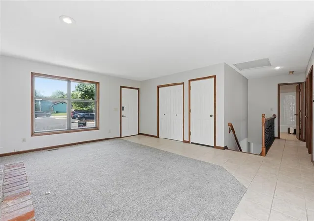 Homes for sale in Shawnee, KS | 12116 W 67Th St, Shawnee, KS 66216 | MLS# 2628536