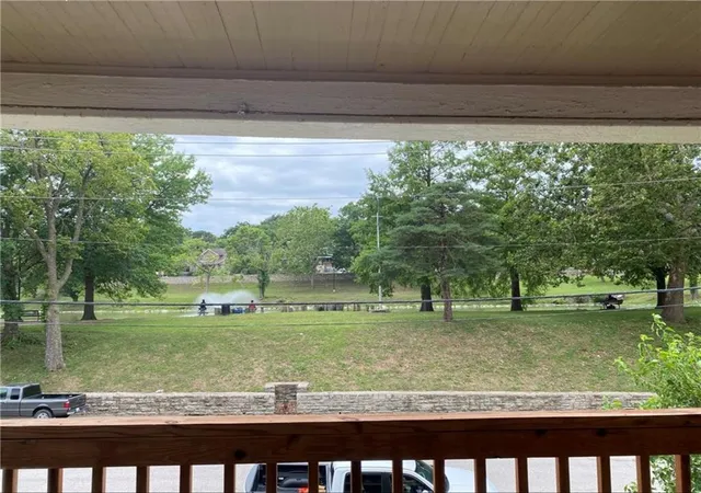 2nd image of 2727 Vine St, Kansas City, MO 64109 | MLS# 2628557