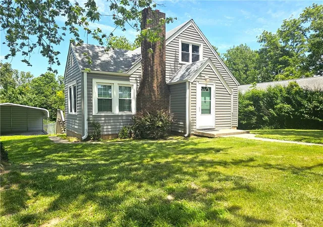 Homes for sale in Waverly, MO | 209 W Commercial St, Waverly, MO 64096 | MLS# 2628584