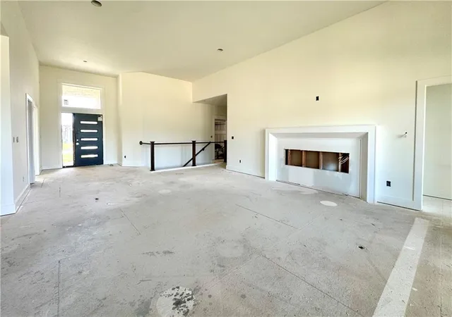Photo 2 of Single family home for sale at 8304 Nw 90th Street, Kansas City, MO 64153 | MLS# 2628588 | Listing updated on 2026-10-11