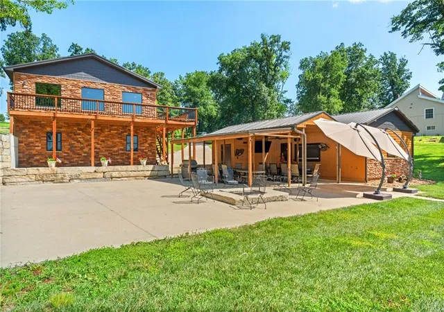 Homes for sale in Gallatin, MO | 588 Lake Viking Ter, Gallatin, MO 64640 | MLS# 2628590