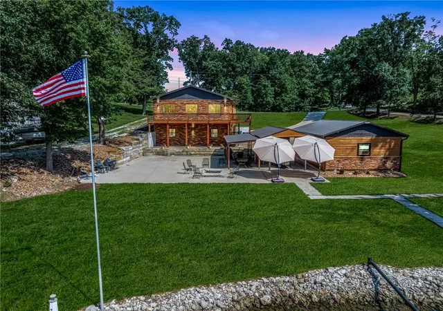 Homes for sale in Gallatin, MO | 588 Lake Viking Ter, Gallatin, MO 64640 | MLS# 2628590