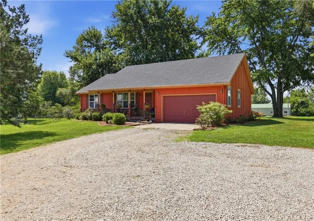 Homes for sale in Holden, MO | 1250 Nw 450 Rd, Holden, MO 64040 | MLS# 2628594