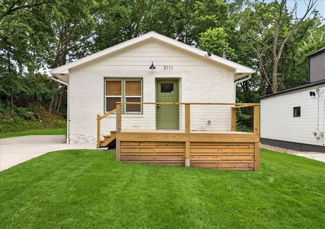 1st image of 3111 W 43rd Ave, Kansas City, KS 66103 | MLS# 2628607