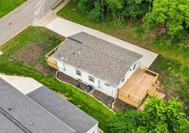 51st image of 3111 W 43rd Ave, Kansas City, KS 66103 | MLS# 2628607