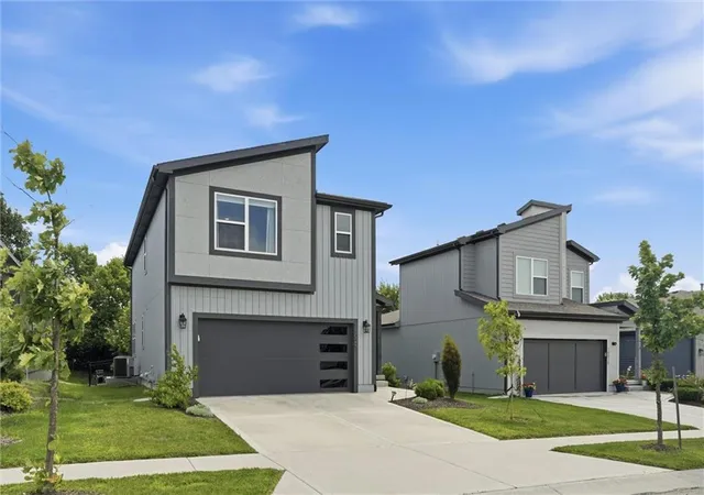 3rd image of 18025 Hauser St, Overland Park, KS 66013 | MLS# 2628612