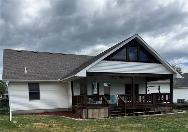 2nd image of 1206 Talon Dr, Cameron, MO 64429 | MLS# 2628613