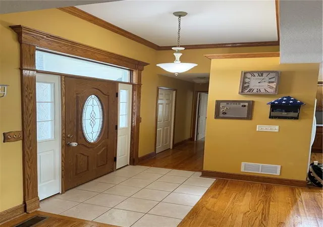 5th image of 1206 Talon Dr, Cameron, MO 64429 | MLS# 2628613