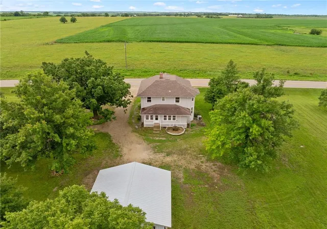 Homes for sale in Overbrook, KS | 7556 E Hwy 56 Hwy, Overbrook, KS 66524 | MLS# 2628635