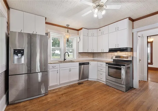 Homes for sale in Overbrook, KS | 7556 E Hwy 56 Hwy, Overbrook, KS 66524 | MLS# 2628635