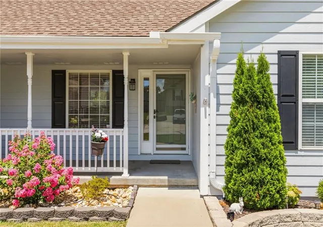 3rd image of 18616 Primrose St, Smithville, MO 64089 | MLS# 2628643