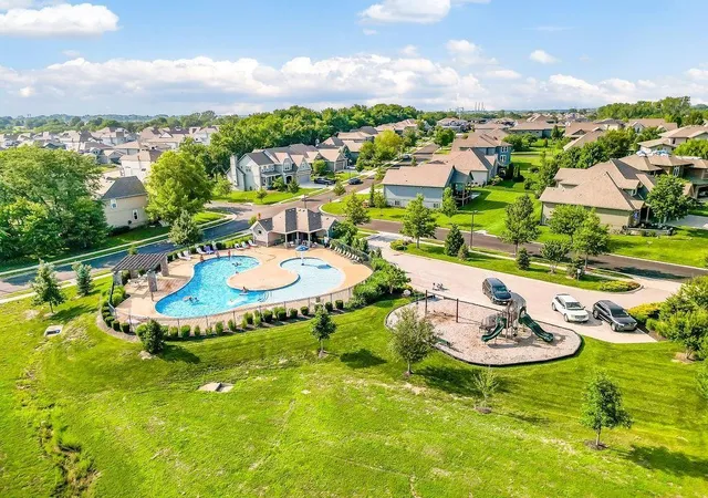 35th image of 25235 W 92nd Ter, Lenexa, KS 66227 | MLS# 2628651