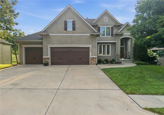 Photo 1 of Single family home for sale at 1502 Cross Crk Dr, Raymore, MO 64083 | MLS# 2628652 | Listing updated on 2026-09-14