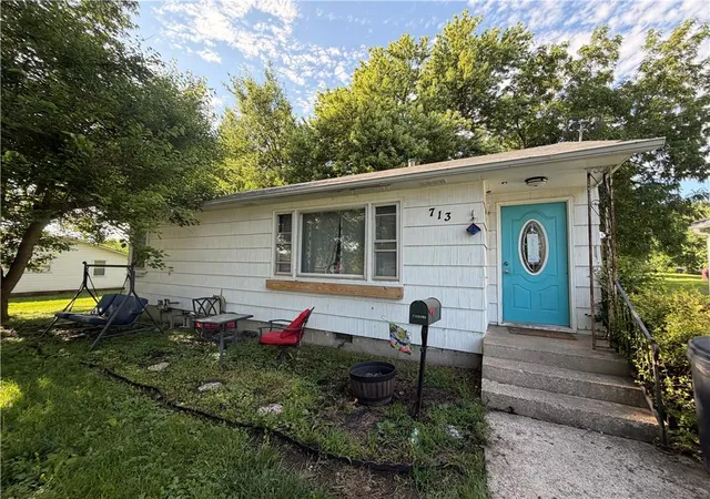 Homes for sale in Cameron, MO | 713 E 2nd St, Cameron, MO 64429 | MLS# 2628686