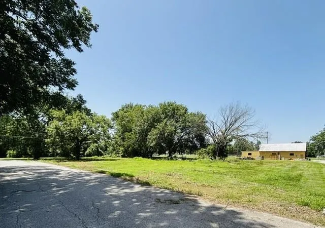 Homes for sale in Arma, KS | 107 S Hoisington St, Arma, KS 66712 | MLS# 2628692