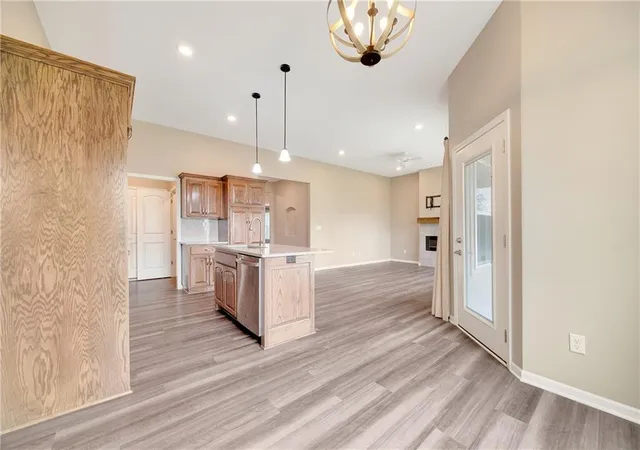 5th image of 413 Ne Poplar Ct, Oak Grove, MO 64075 | MLS# 2628696