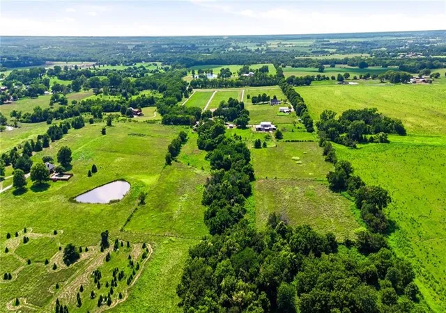 98th image of 24355 Jingo Rd, Bucyrus, KS 66013 | MLS# 2628697