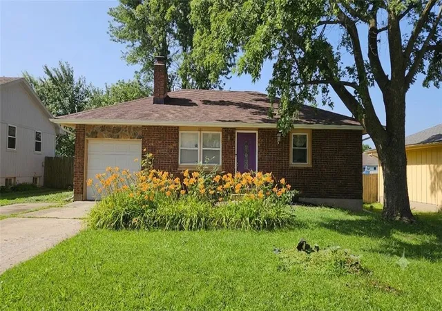 Photo 1 of Sale Pending at 121 Brent Rd, Belton, MO 64012 | MLS# 2628707 | Listing updated on 2026-09-03