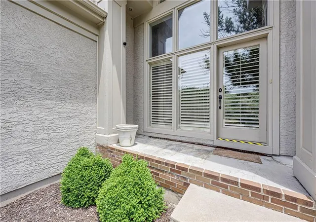 2nd image of 4344 W 132nd Ter, Leawood, KS 66209 | MLS# 2628711