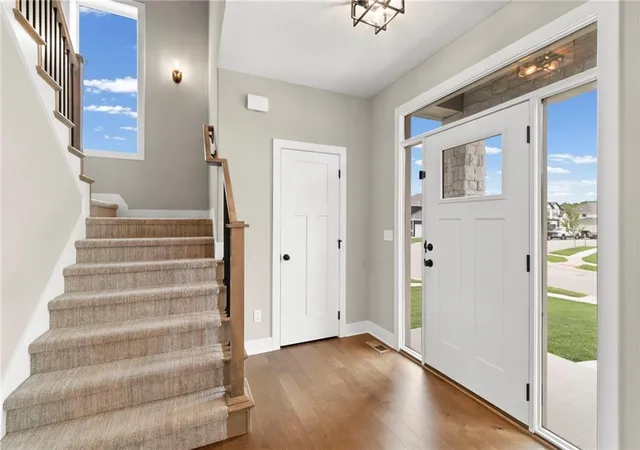 Photo 4 of Sale Pending at 8923 N Poplar Ave, Kansas City, MO 64156 | MLS# 2628718 | Listing updated on 2026-08-18