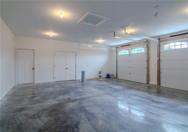Photo 21 of Single family home for sale at 202 W Redwood St, Archie, MO 64725 | MLS# 2628737 | Listing updated on 2026-10-10