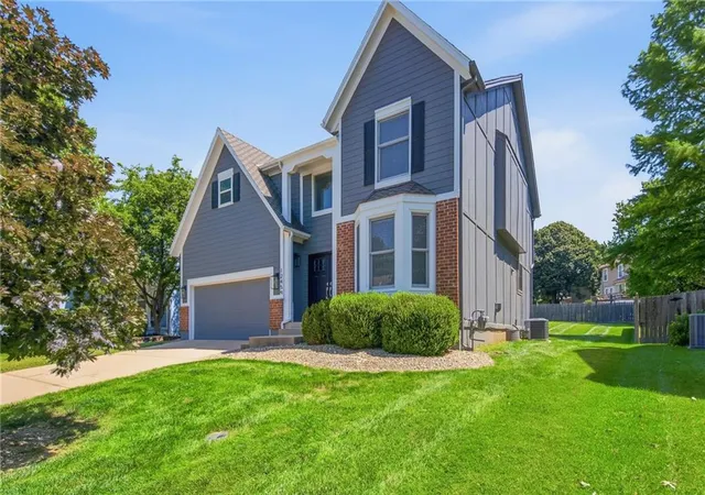 1st image of 12459 Benson St, Overland Park, KS 66213 | MLS# 2628748