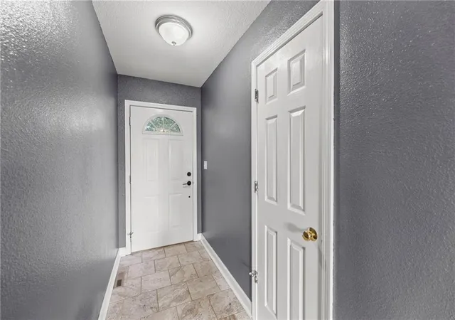 3rd image of 517 Shanandoah Dr, Edgerton, KS 66021 | MLS# 2628753